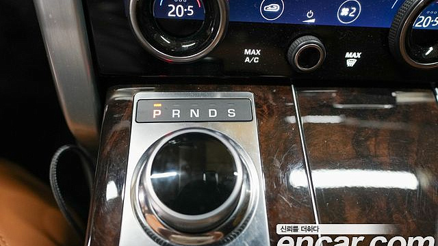 Land Rover RANGE ROVER 4.4 SDV8 AB LWB DIESEL купить на сайте DeffCars