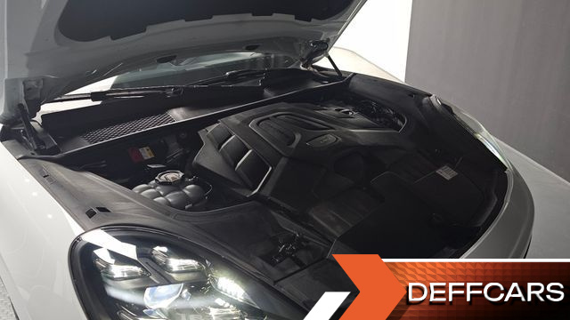 Porsche CAYENNE 3.0 купить на сайте DeffCars