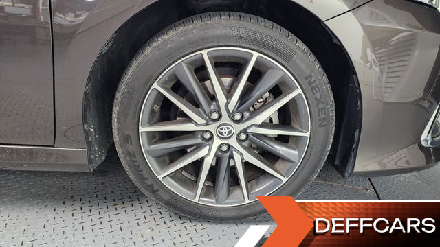Toyota CAMRY 2.5 XLE Hybrid купить на сайте DeffCars
