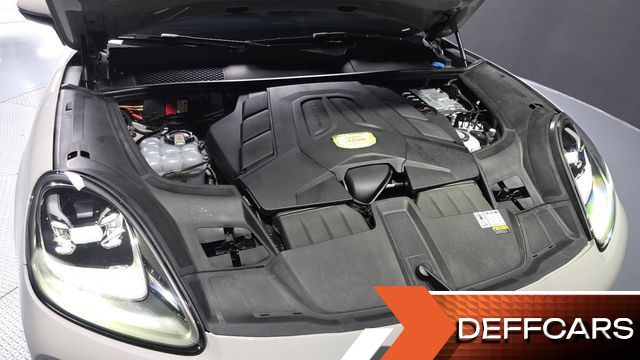 Porsche CAYENNE 3.0 E-Hybrid Coupe купить на сайте DeffCars