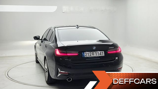 BMW 3-SERIES 320i Luxury купить на сайте DeffCars