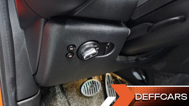 Mini COOPER 5Door HIGH 3rd купить на сайте DeffCars