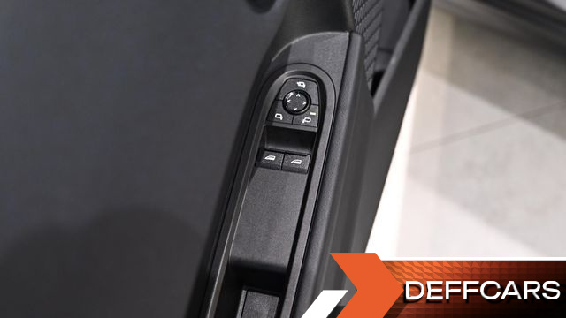 Mini COOPER Essential купить на сайте DeffCars