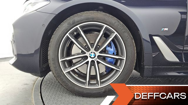 BMW 5-SERIES 520i M Sport купить на сайте DeffCars