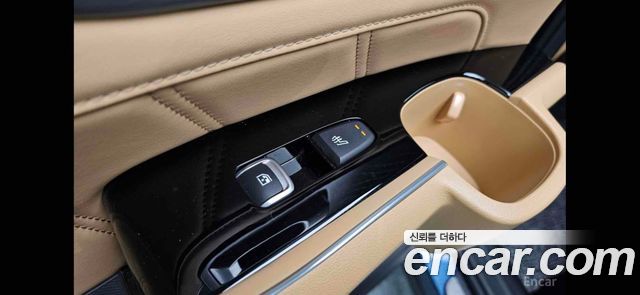 Kia SORENTO Gasoline 2.5T 4WD Signature купить на сайте DeffCars