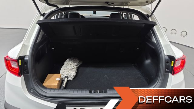 Kia STONIC Diesel 1.6 Prestige купить на сайте DeffCars