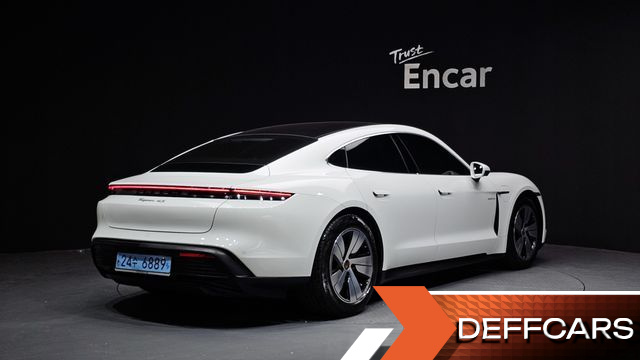 Porsche TAYCAN 4S купить на сайте DeffCars