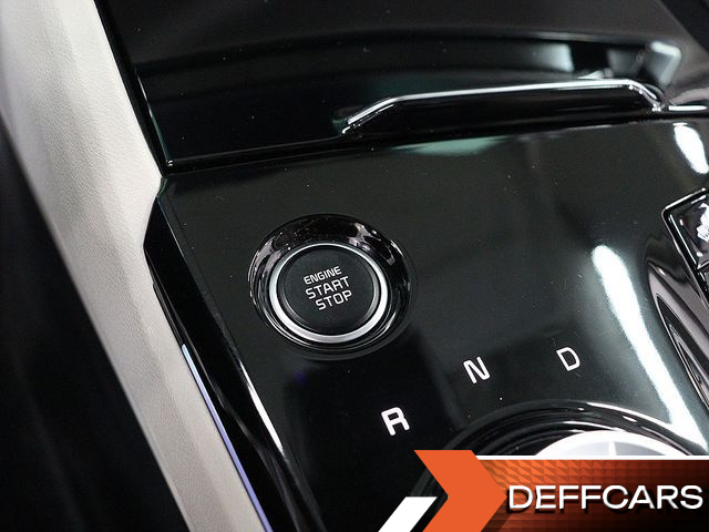 Kia SPORTAGE Gasoline 1.6 Turbo 2WD Signature купить на сайте DeffCars
