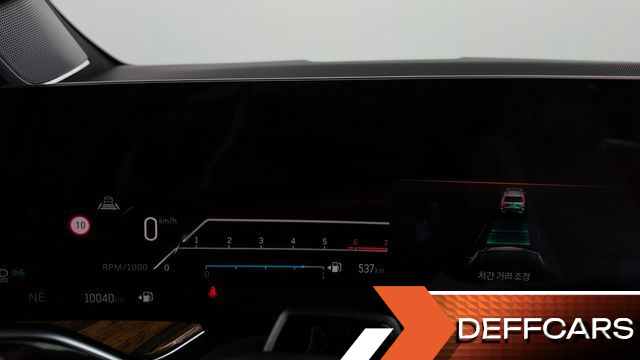 Cadillac ESCALADE 6.2 ESV ESV Premium Luxury Platinum купить на сайте DeffCars