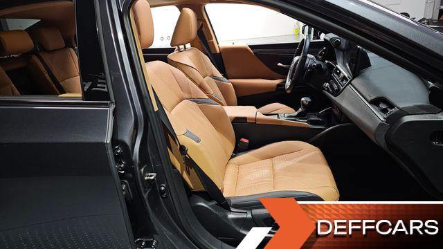 Lexus ES Luxury Plus купить на сайте DeffCars