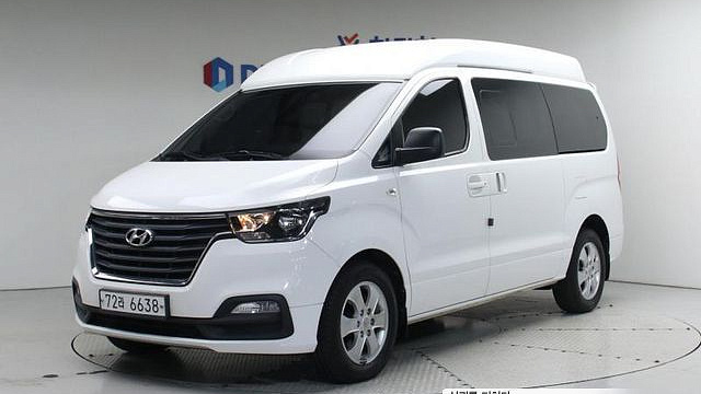 Hyundai STAREX Wheel Chair lift купить на сайте DeffCars
