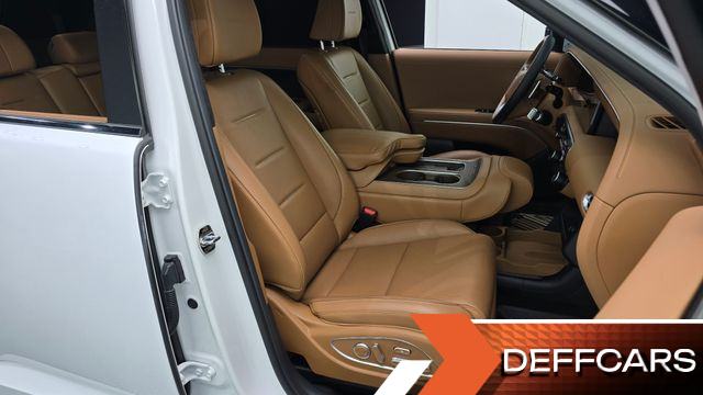 Hyundai PALISADE Gasoline 2.5T 4WD 9-Seater Calligraphy купить на сайте DeffCars