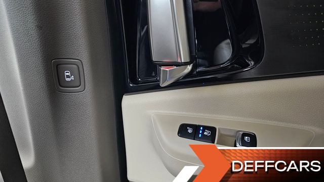 Kia CARNIVAL 9-Seater Gravity купить на сайте DeffCars