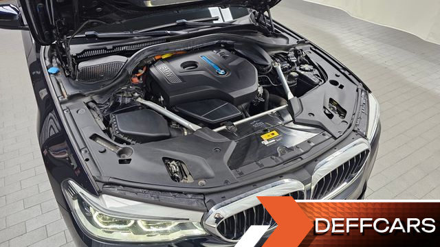 BMW 5-SERIES 530e M Sport купить на сайте DeffCars
