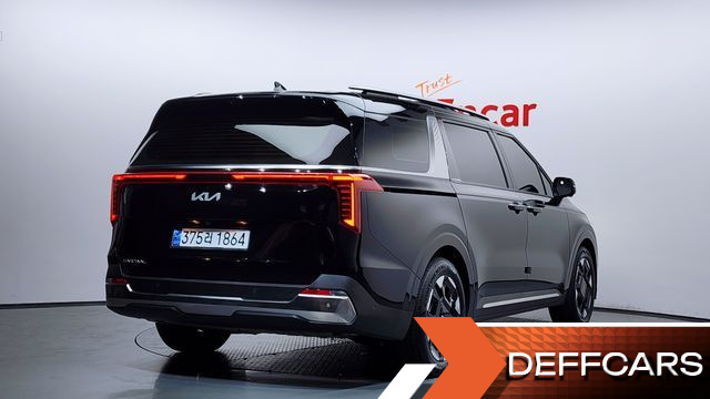 Kia CARNIVAL 9-Seater Signature купить на сайте DeffCars