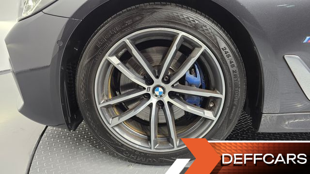 BMW 5-SERIES 520i M Sport купить на сайте DeffCars