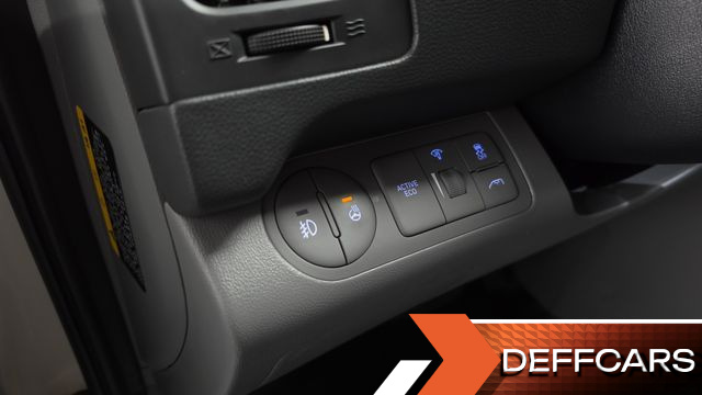 Hyundai STAREX Van 5-Seater Modern купить на сайте DeffCars