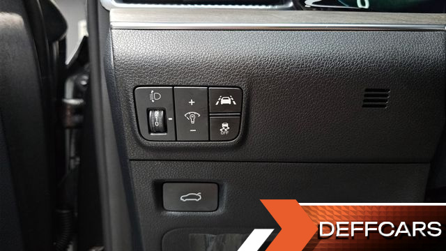 Kia K5 2.0 Signature купить на сайте DeffCars