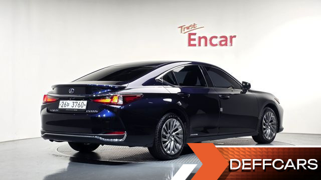 Lexus ES Executive купить на сайте DeffCars