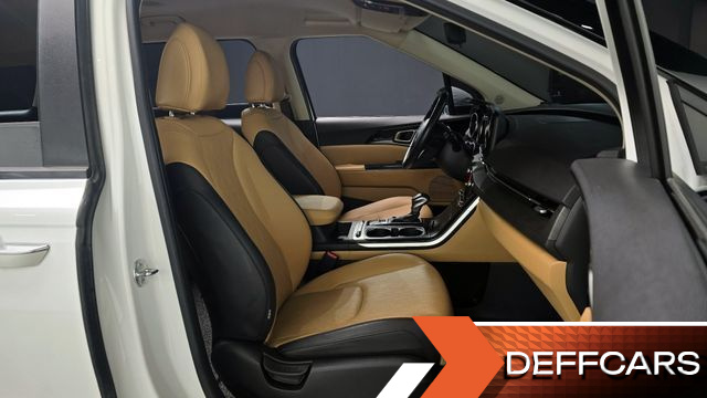 Kia CARNIVAL 9-Seater Prestige купить на сайте DeffCars