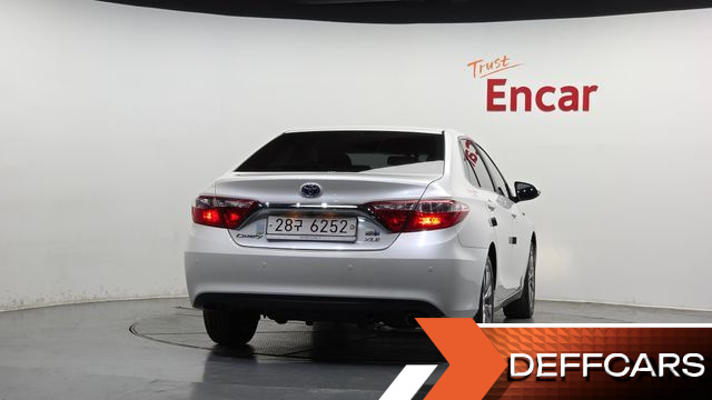 Toyota CAMRY Hybrid XLE купить на сайте DeffCars