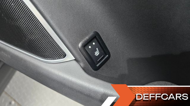Maserati LEVANTE 3.0 AWD Modena купить на сайте DeffCars