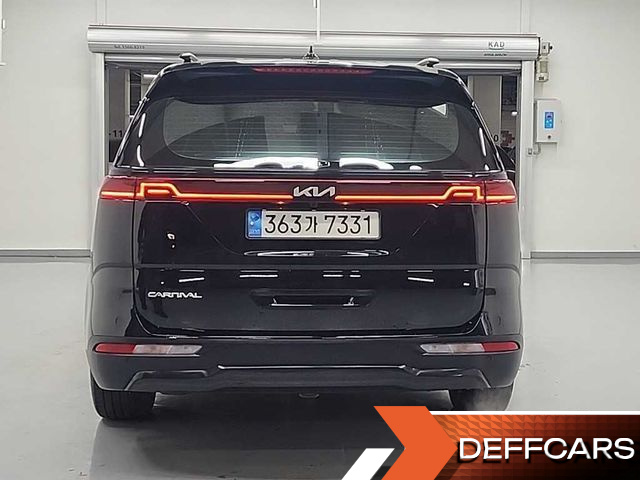 Kia CARNIVAL Gasoline 7-Seater Signature купить на сайте DeffCars