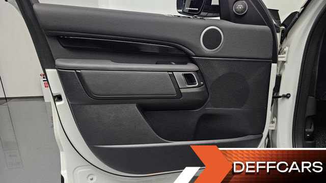 Land Rover DISCOVERY 3.0 SD6 SE купить на сайте DeffCars