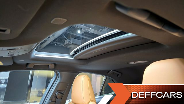 Lexus UX 2.0 2WD купить на сайте DeffCars