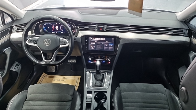 Volkswagen PASSAT 2.0 TDI Premium купить на сайте DeffCars
