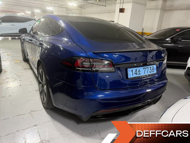Tesla MODEL S Plaid купить на сайте DeffCars
