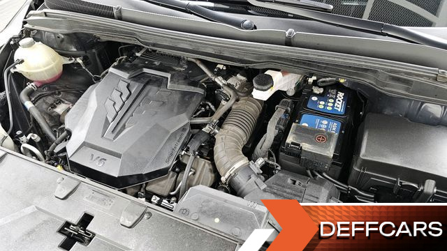 Kia CARNIVAL Gasoline 9-Seater Signature купить на сайте DeffCars