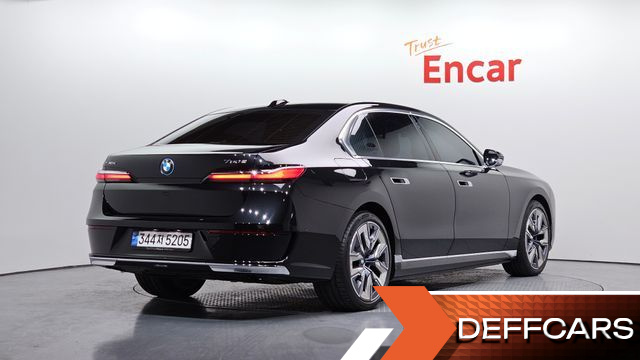BMW 7-SERIES 750e xDrive Design Pure Excellence купить на сайте DeffCars