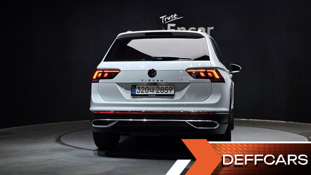 Volkswagen TIGUAN 2.0 TDI Premium купить на сайте DeffCars
