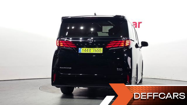 Toyota ALPHARD 2.5 HEV Executive AWD купить на сайте DeffCars