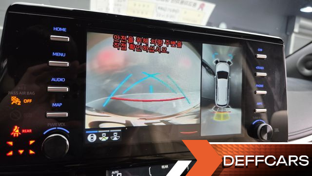 Toyota SIENNA 2.5 Hybrid 2WD купить на сайте DeffCars