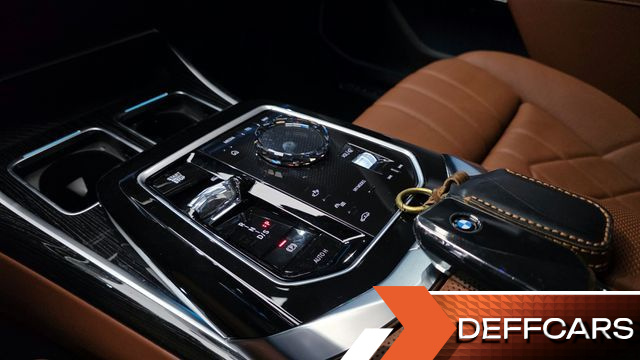 BMW 7-SERIES 740i xDrive M Sport купить на сайте DeffCars