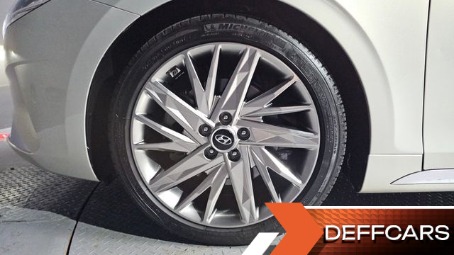 Hyundai GRANDEUR 3.3 Calligraphy купить на сайте DeffCars