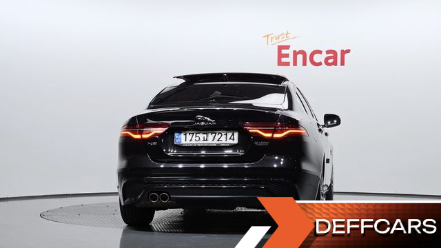 Jaguar XE D180 R-Dynamic S купить на сайте DeffCars
