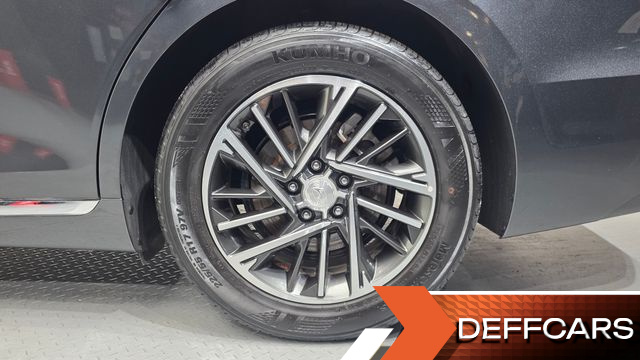 Hyundai GRANDEUR 2.5 Premium Choice купить на сайте DeffCars