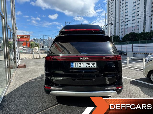 Kia CARNIVAL Diesel 7-Seater Hi-Limousine Signature купить на сайте DeffCars