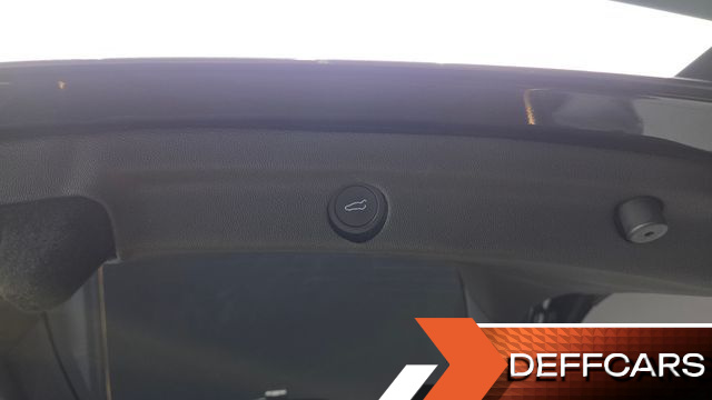 Tesla MODEL Y Long Range AWD купить на сайте DeffCars