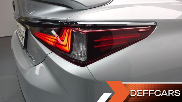 Lexus ES Executive купить на сайте DeffCars