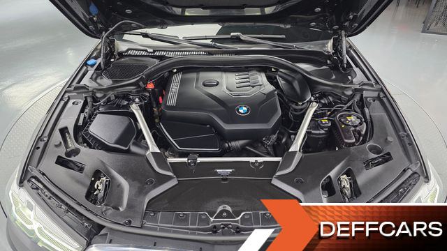 BMW 5-SERIES 520i Luxury купить на сайте DeffCars