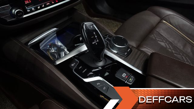 BMW 5-SERIES 530i M Sport Package Plus купить на сайте DeffCars