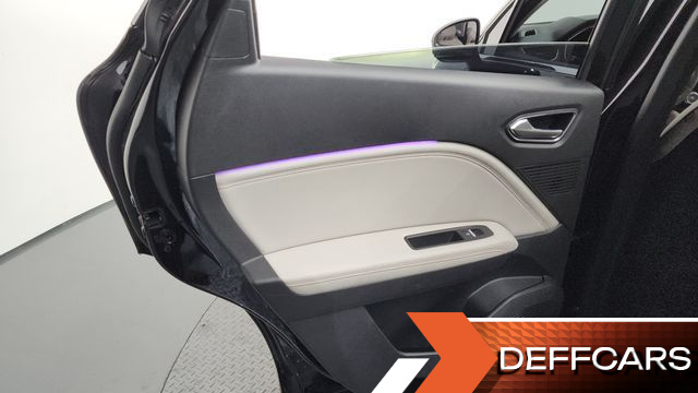 Renault-KoreaSamsung CAPTUR 1.3 TCe Edition Paris купить на сайте DeffCars