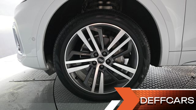Audi Q5 45 TFSI Quattro Premium купить на сайте DeffCars