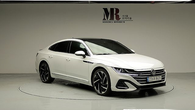 Volkswagen ARTEON 2.0 TDI R-LIINE 4Motion купить на сайте DeffCars