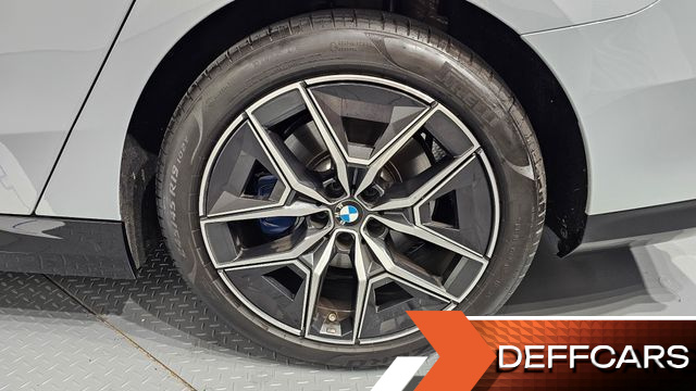 BMW 5-SERIES 520i M Sport купить на сайте DeffCars