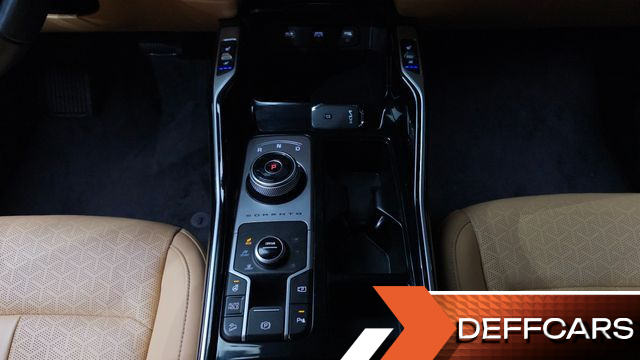 Kia SORENTO HEV 1.6 4WD Prestige купить на сайте DeffCars